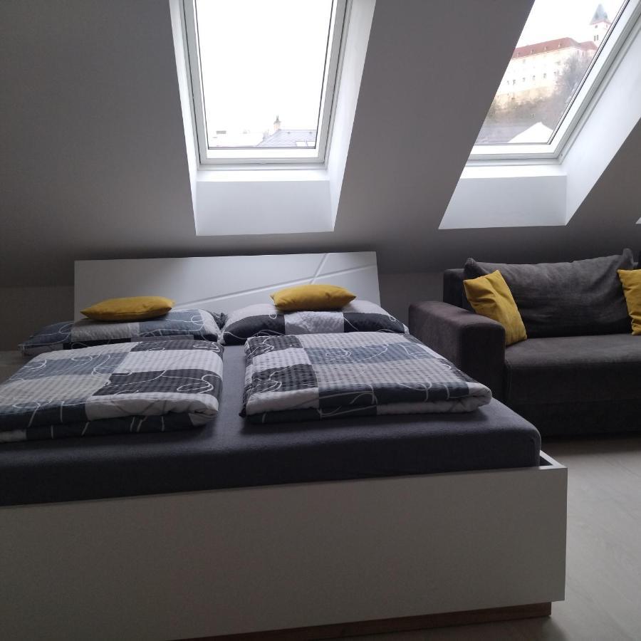 Apartmany S Vyhledem Na Zamek Vimperk Exterior photo